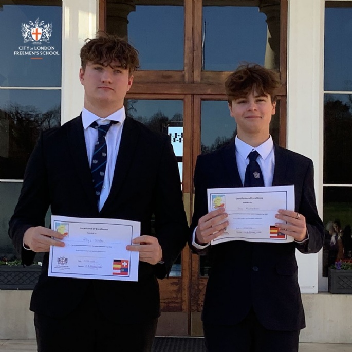  Freemen's debating team runners' up in first competition 